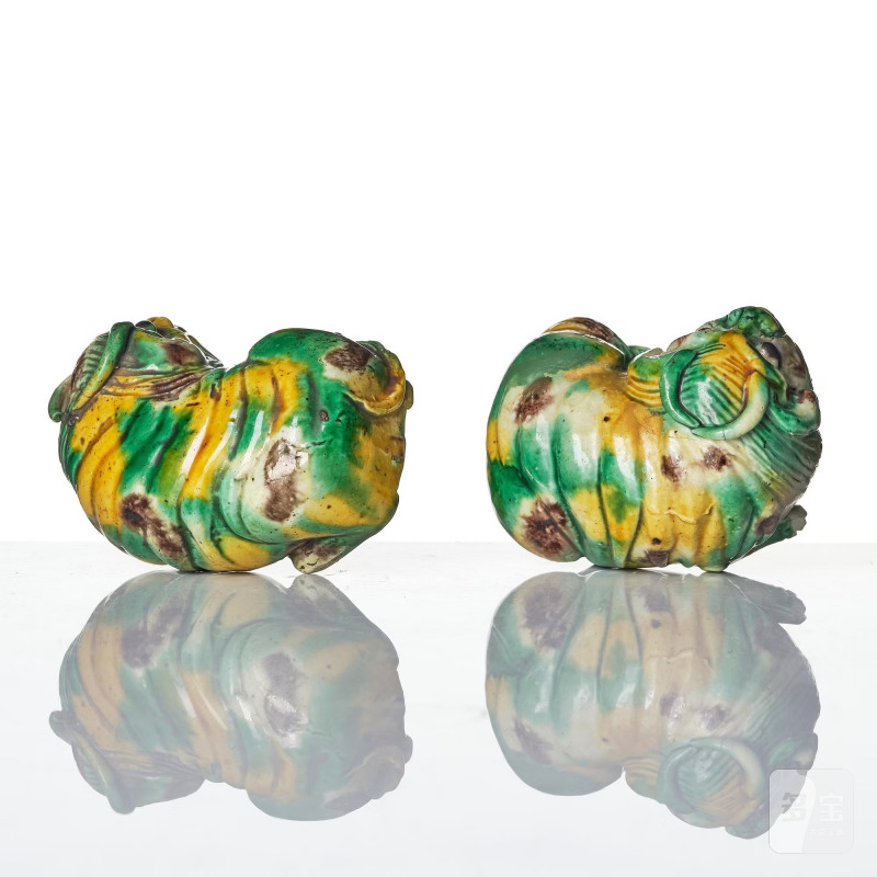 A pair of egg and spinach glazed figures of mythical creatures, - 图8